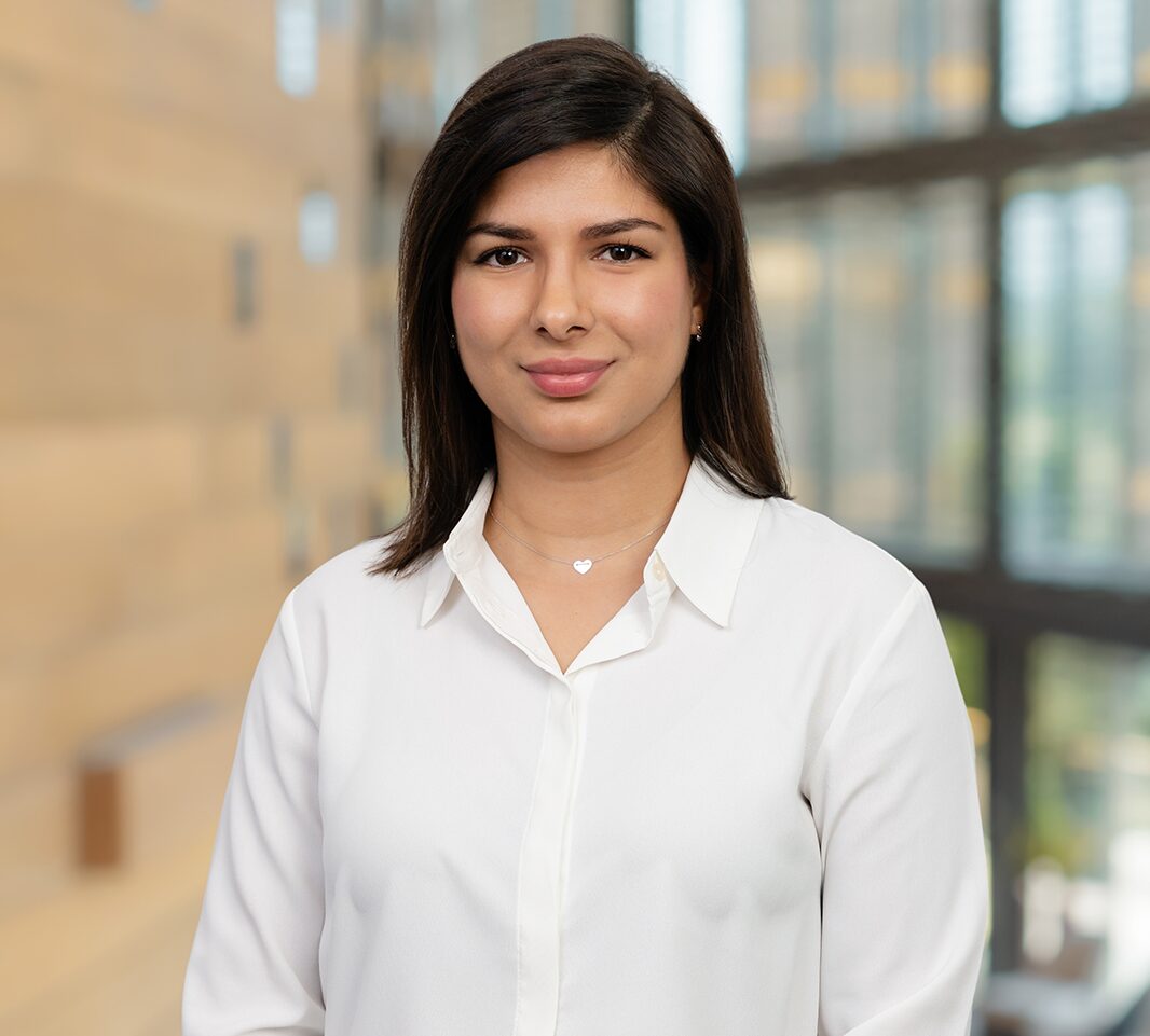 Assistenz Buchhaltung: Manuela Wöhr